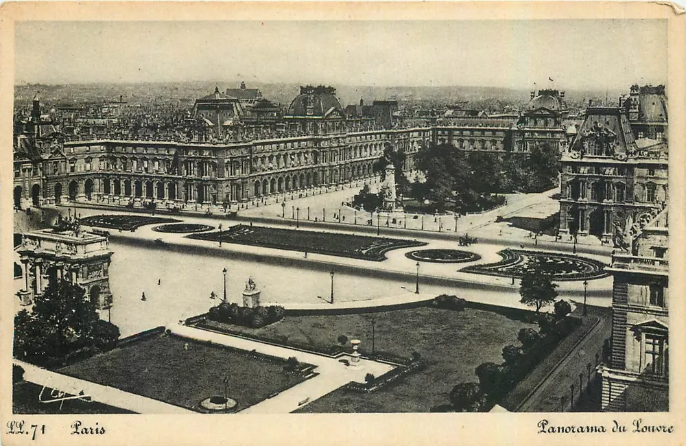 Paris — Panorama do Louvre — LL.71, editor CP DES ARTS - Frente