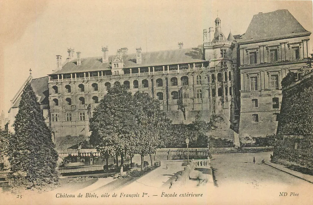 Schloss Blois, Flügel von François Ier — Außenfassade — ND Phot - Vorderseite
