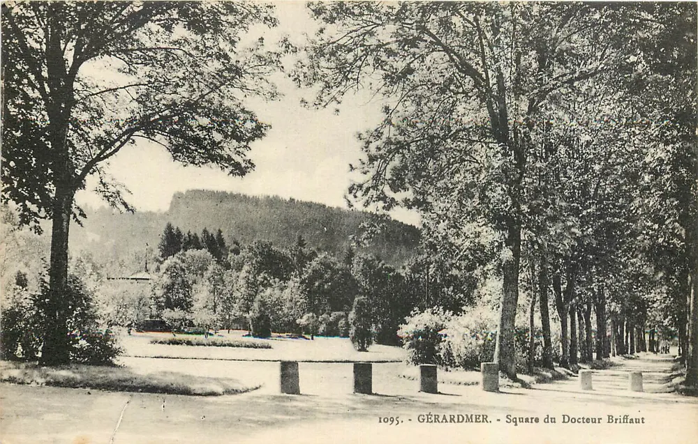 GÉRARDMER - Square do Dr. Briffaut — 1905 - Frente