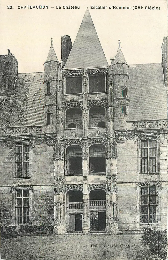 Châteaudun — The Castle — Honor Staircase (16th Century) — Coll. Arezard, Châteaudun - Front