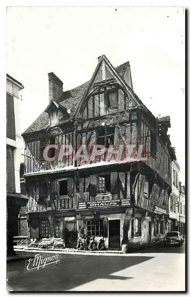 Maison du XVème siècle — Nogent-le-Roi (E.-et-L.) — Éditions E. Mignon - Recto