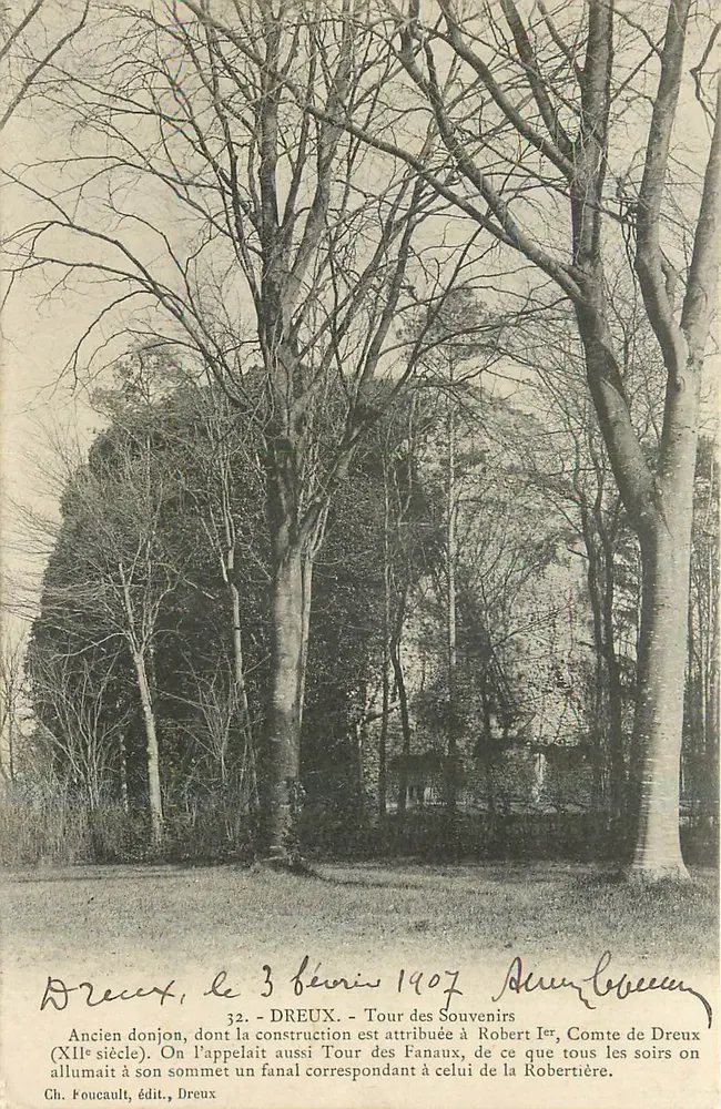 Dreux - Torre de los Recuerdos — Antiguo torreón del siglo XII, atribuido a Roberto I, Conde de Dreux — Ch. Foucault, editor, Dreux - Anverso