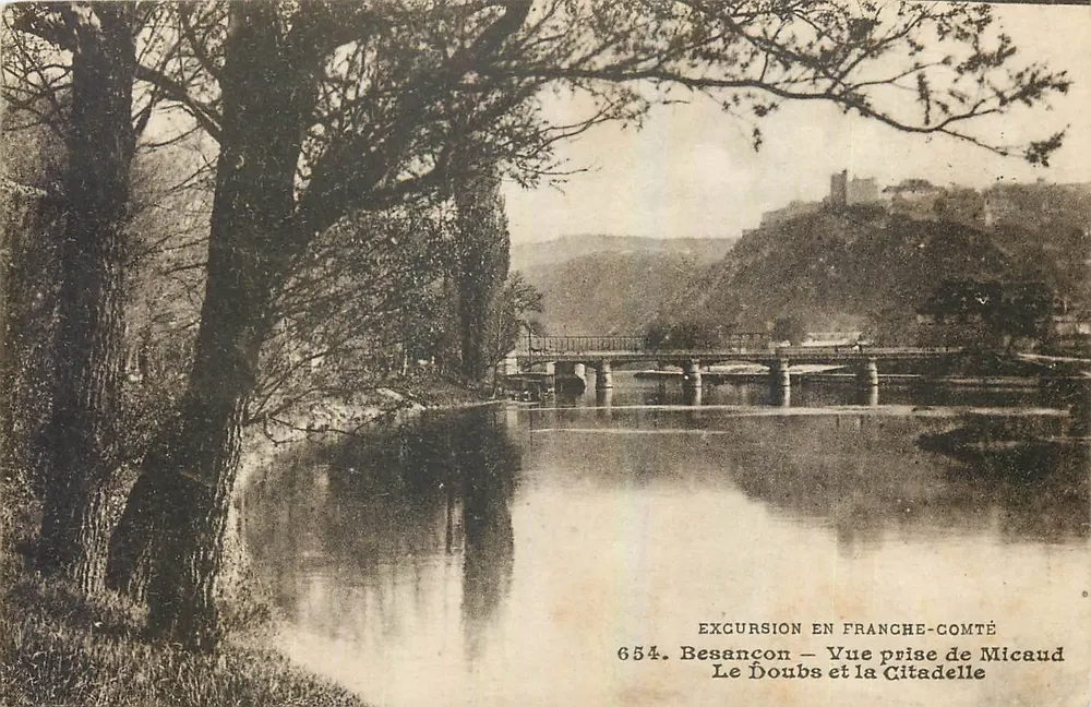 Besançon — Ansicht von Micaud — Der Doubs und die Citadel — Ausflug in die Franche-Comté, n°654 - Vorderseite