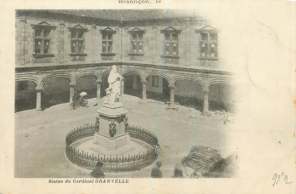 Estátua do Cardeal GRANVELLE — Besançon, o — editor desconhecido, n° 99°2 - Frente