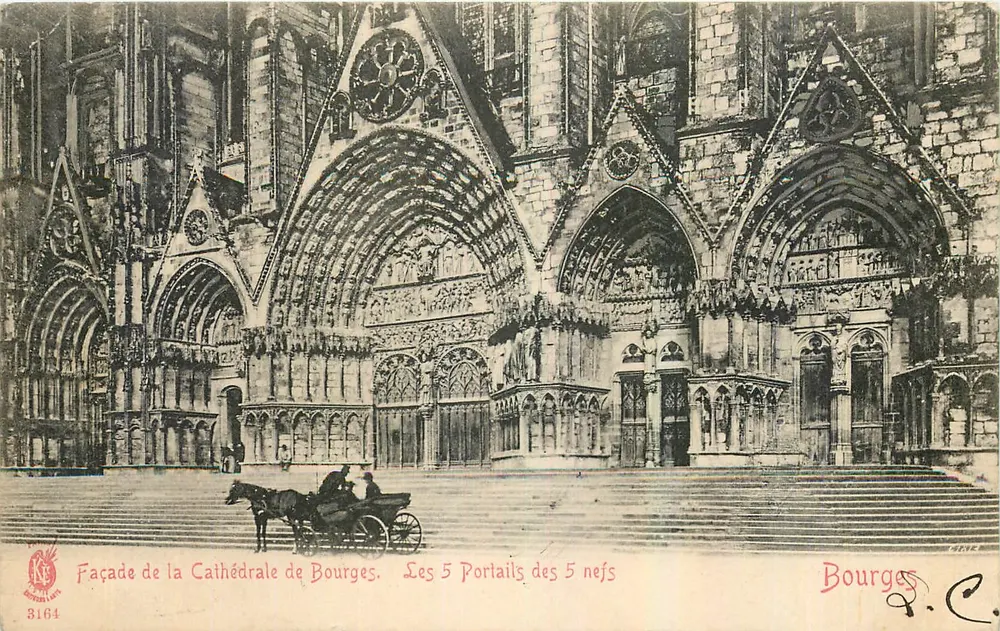 Fassade der Kathedrale von Bourges — Die 5 Portale der 5 Nischen — Verleger P. C. n° 3164 - Vorderseite