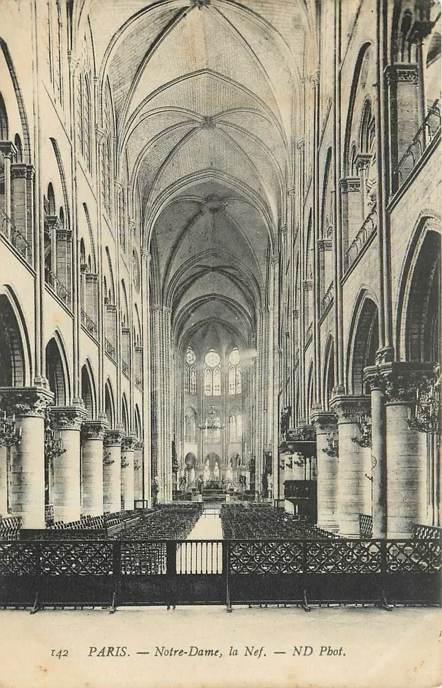 Paris — Notre-Dame, a Nef — ND Phot. - Frente