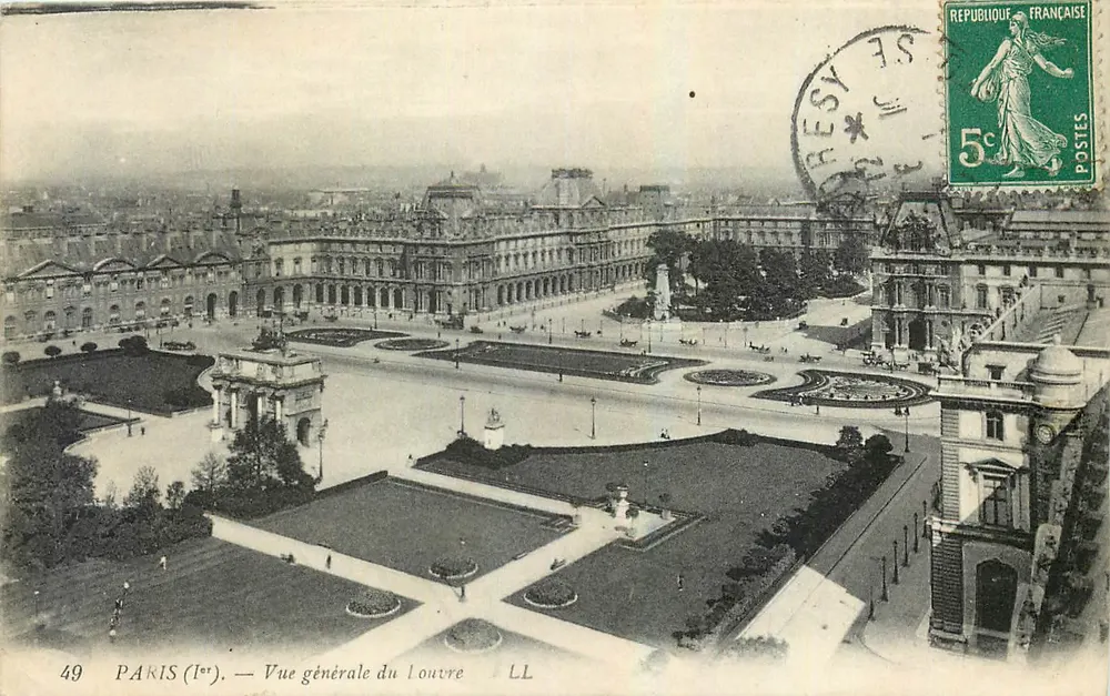 Paris (1er) — Vista geral do Louvre — LL - Frente