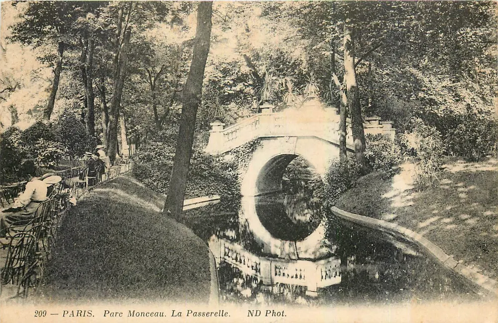 Paris. Parque Monceau. A Passerelle — ND Fot. n° 209 - Frente
