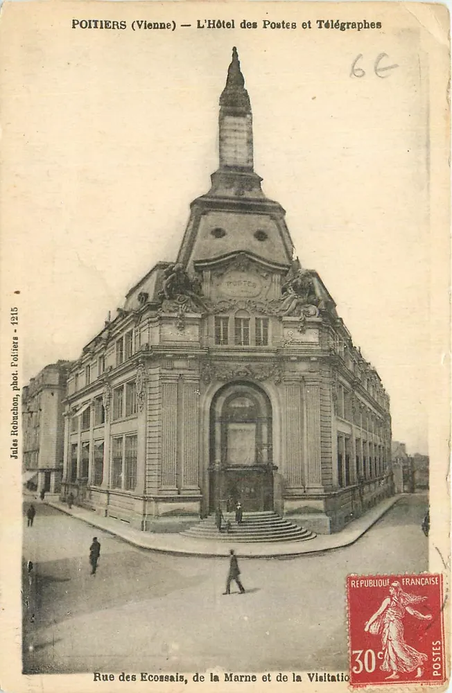 Poitiers (Vienne) — Das Post- und Telegraphenamt — Jules Robachon, phot. Poltières - 1215 - Vorderseite