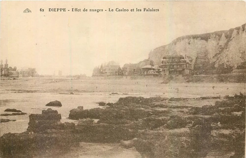 Dieppe - Wolkeneffekt - Das Casino und die Klippen - Vorderseite
