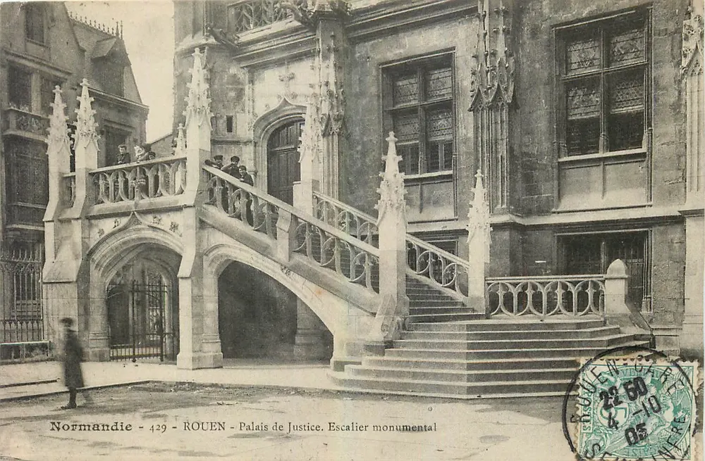 Rouen - Palácio de Justiça. Escada monumental — Normandia - 429 — editor não visível - Frente