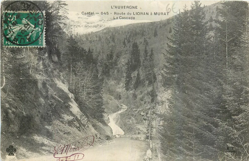 L'Auvergne — Cantal — 645 — Route du Lioran à Murat — Die Wasserfall - Vorderseite