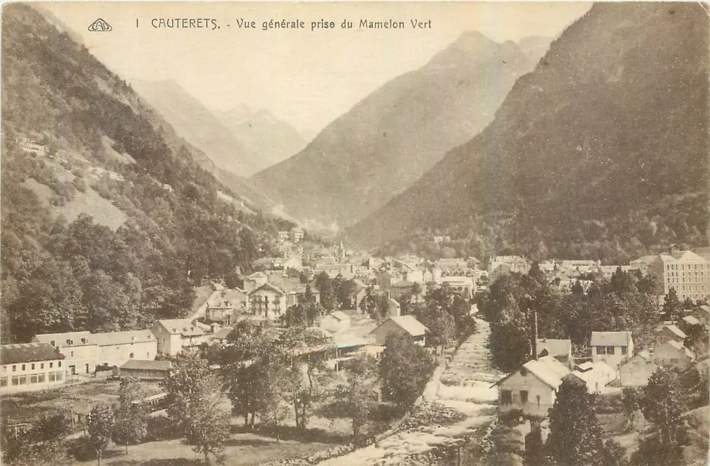 Cauterets - Vista geral tirada do Mamelon Vert — editor CAD - Frente