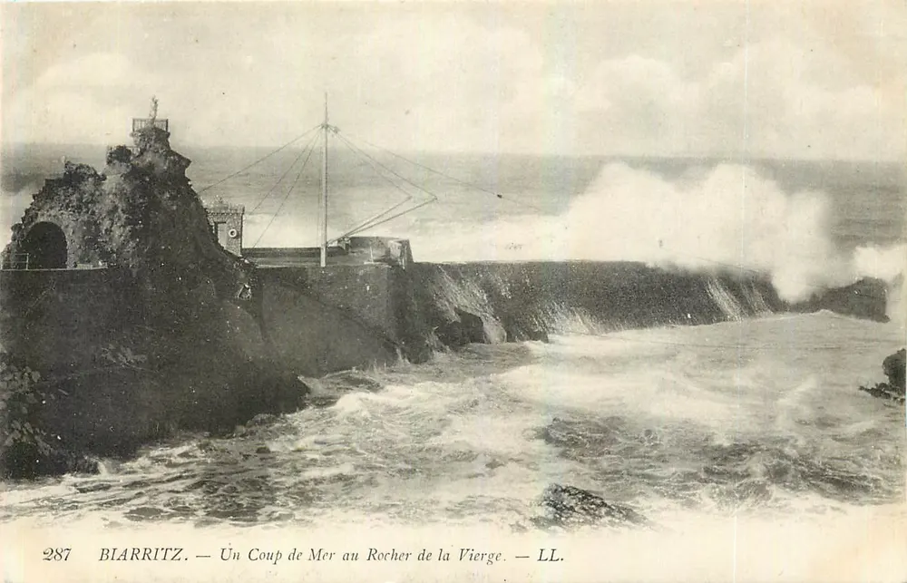 Biarritz — Blick auf das Meer am Felsen der Jungfrau — LL. N° 287 - Vorderseite