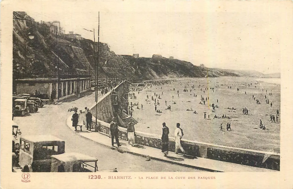 Biarritz - A praia da Côte des Basques — editor L.F. Rouxouse, n° 1238 - Frente