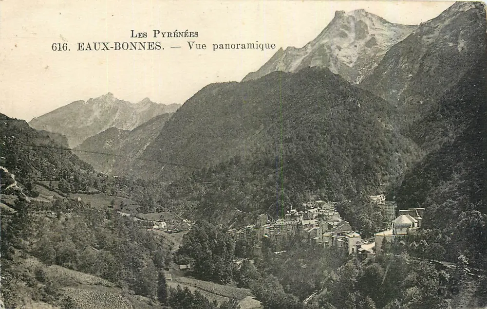 Eaux-Bonnes — Vue panoramique — Les Pyrénées, n°616 - Recto