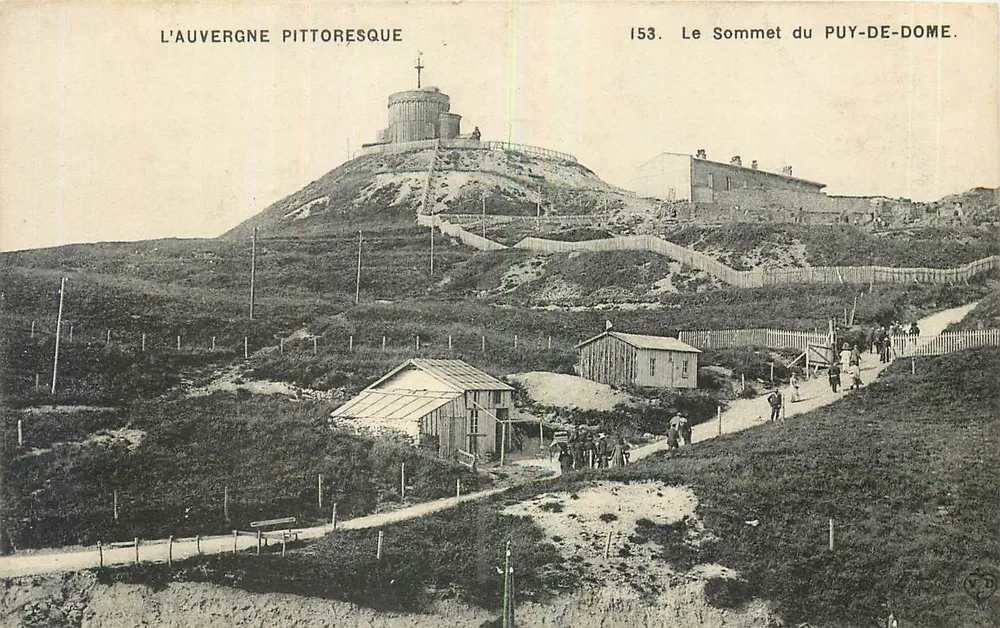 Der Gipfel des PUY-DE-DOME — Pittoreske Auvergne — Verlag L'Auvergne Pittoresque, Nr. 153 - Vorderseite