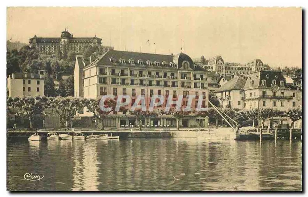 Evian-les-Bains (Hte-Savoie) — Die Hotels vom See aus gesehen — Heliodravure Jaccon - Vorderseite