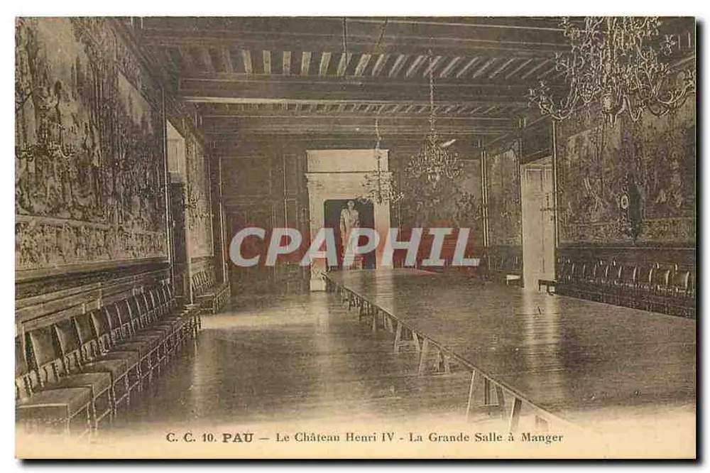 Pau — Schloss Henri IV — Die Große Speithalle - Vorderseite