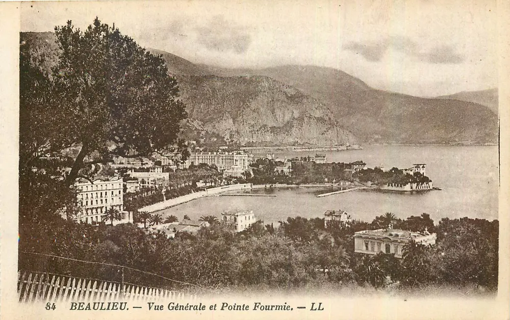Beaulieu — Ogólny widok i Pointe Fourmie — LL - Awers