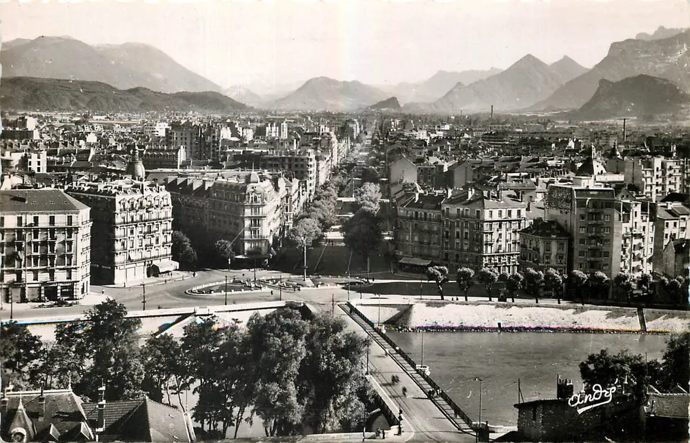 Grenoble — Allgemeiner Blick und Cours Jaurès — Edition d'Art Grenoble - Vorderseite