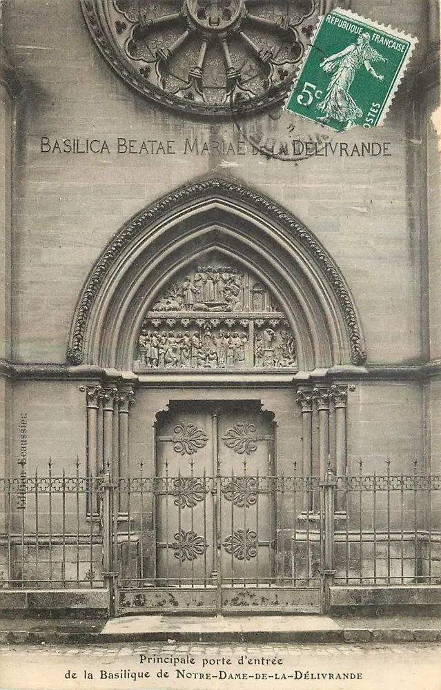 Basilika Notre-Dame-de-la-Délivrande — Haupteingang — Verlag: Baldassarre Baussin - Vorderseite