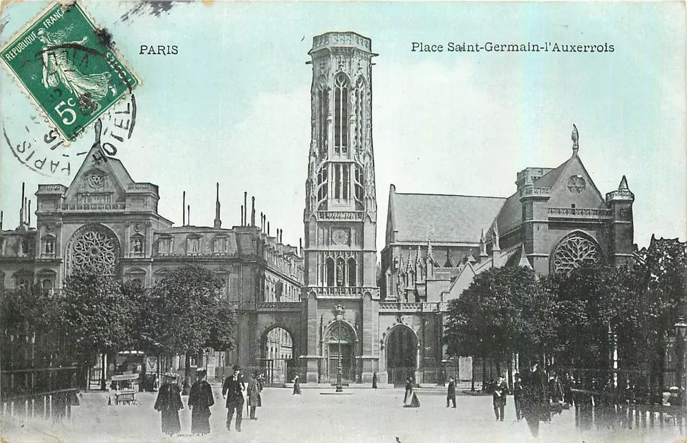 Place Saint-Germain-l'Auxerrois — Paris — editor Hotel - Frente