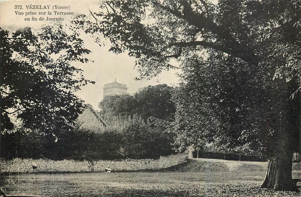 VÉZELAY (Yonne) — Ansicht vom Terrassenende des Tages — phot. Flamery, n° 372 - Vorderseite