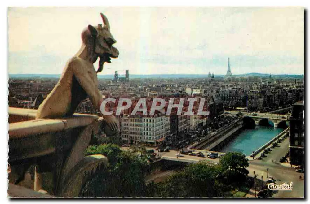 Vista de Paris vista da Catedral de Notre-Dame — Gargouille — Edições Chantal - Frente