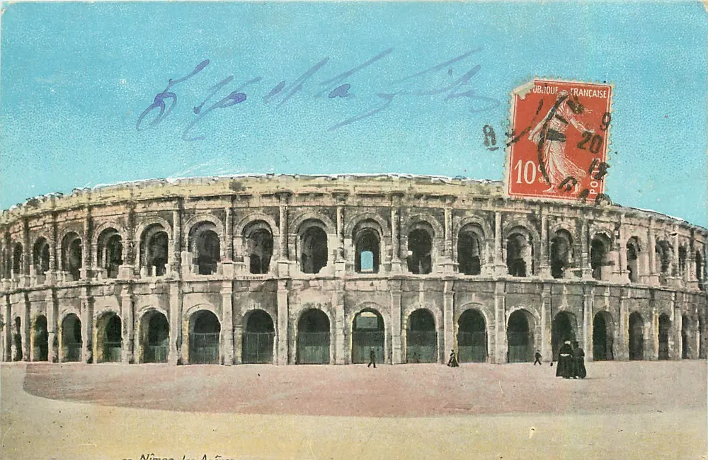 Nîmes, as Antiguidades — Coliseu — editor AQUA PHOTO PARIS, número de série não visível - Frente