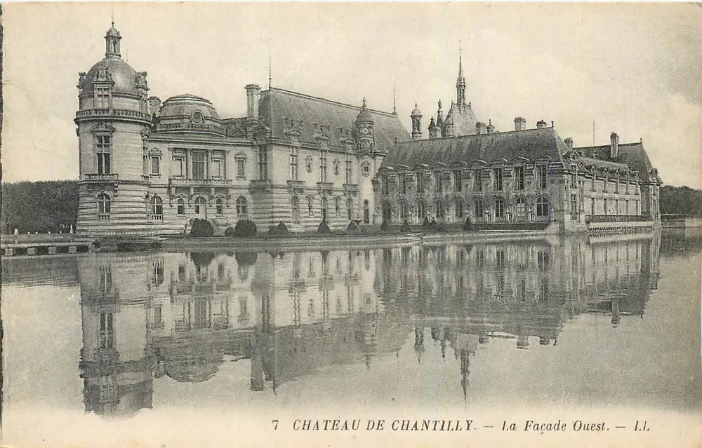 Zamek w Chantilly — Front zachodni — LL. — Wydawnictwo Levy Fils et Cie, Paryż-Vernillet - Awers