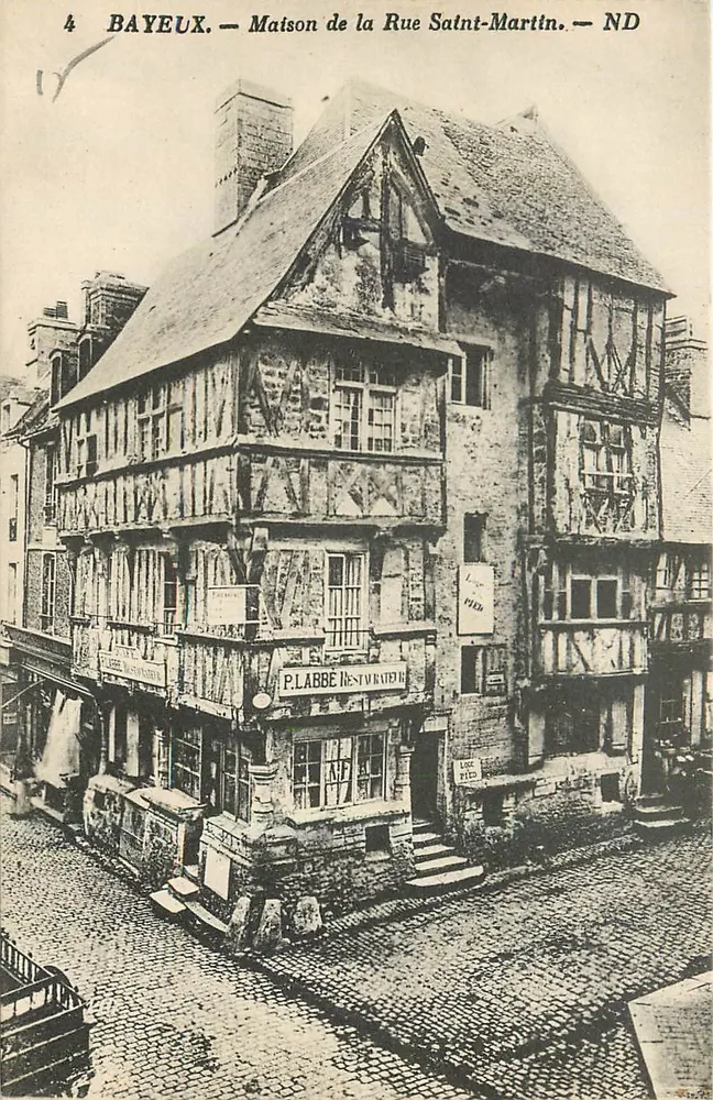 Bayeux — Casa da Rua Saint-Martin — ND - Frente