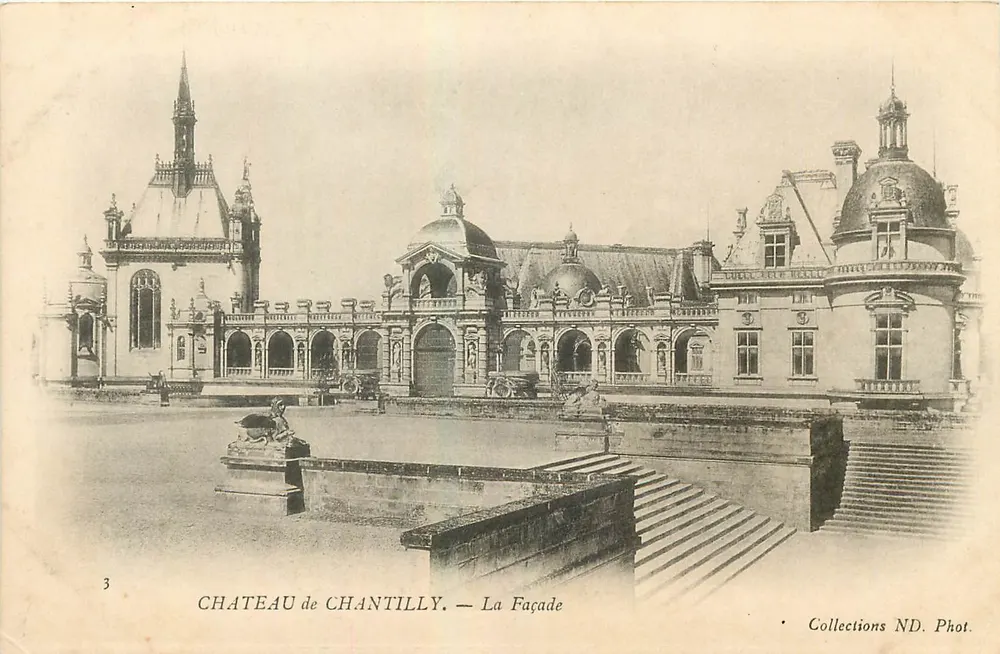 Castelo de Chantilly — A Fachada — Collections ND. Fot. - Frente