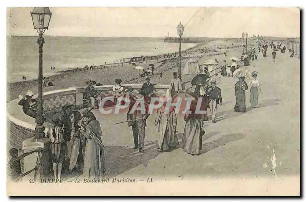 Dieppe — O Boulevard Marítimo — LL - Frente