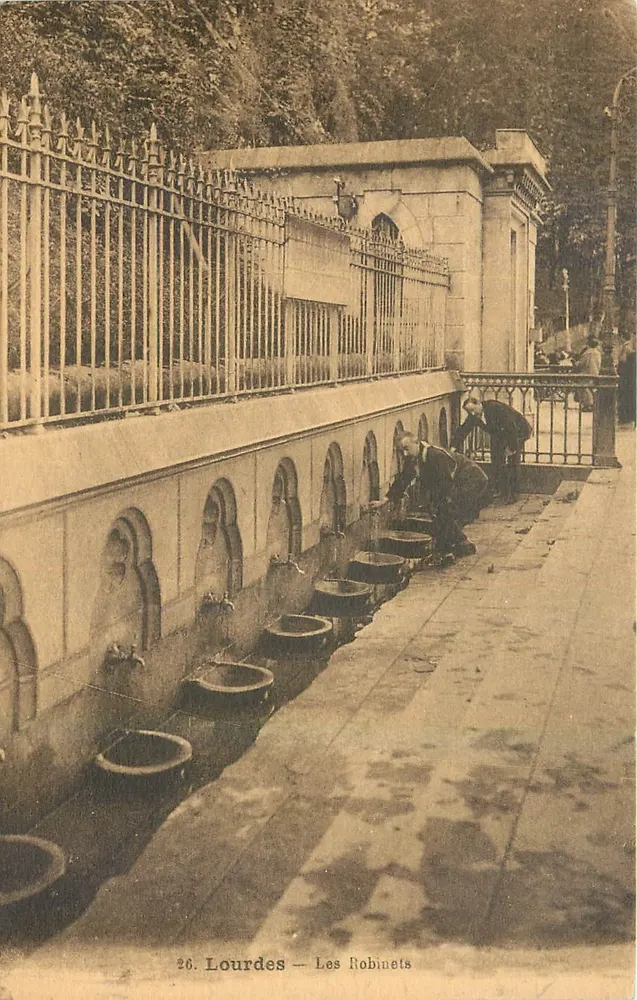 Lourdes — Os Robinets — Edição Palad'Or Déaune - Lourdes - Frente