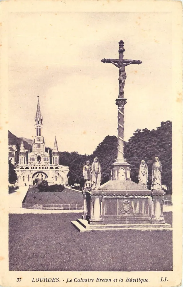 Lourdes - Le Calvaire Breton et la Basilique - Recto