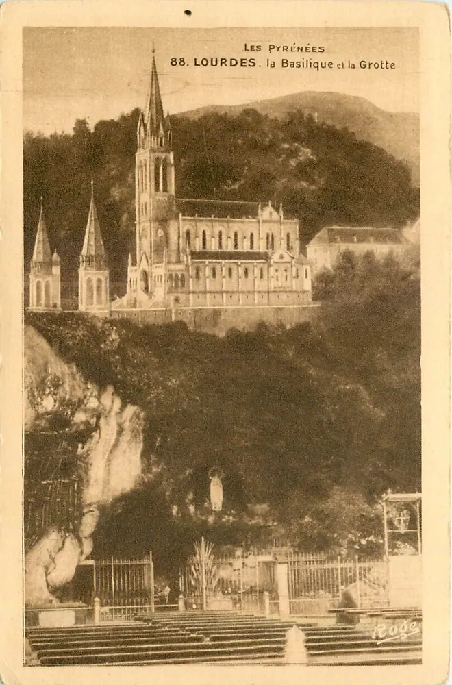 Lourdes — la Basilique et la Grotte — éditeur Roger, n°88 - Recto