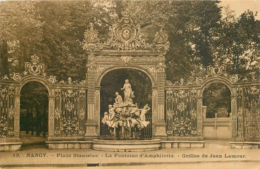 Nangy - Place Stanislas - Fontäne Amphitrite - Gitter von Jean Lamour - Vorderseite