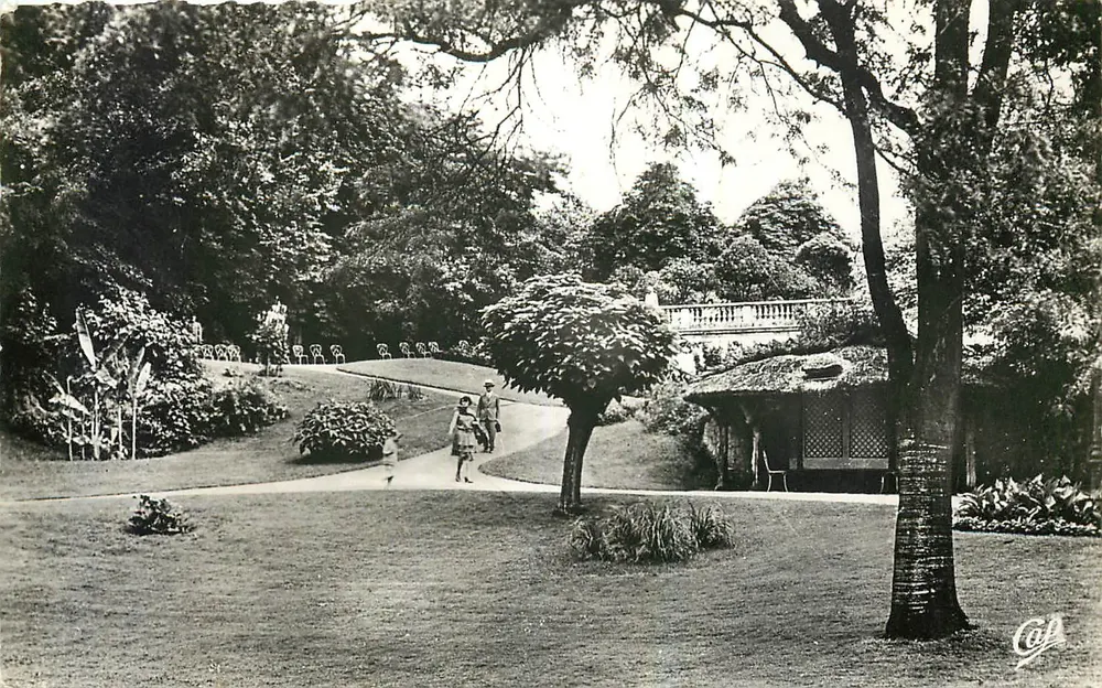 O Parque dos Célestins — Vichy — editor Réal-Photo, n°163 - Frente