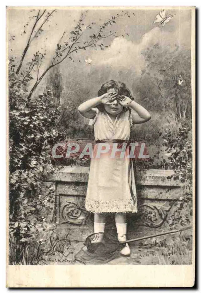 Mädchen, das Verstecken spielt mit Schmetterlingen — Fotografie — anonymer Verlag - Vorderseite