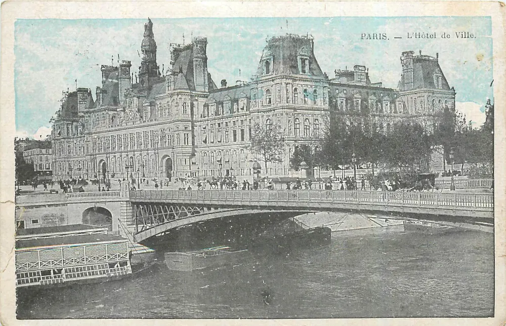 Paris — O Hôtel de Ville — vista com ponte e Seine - Frente