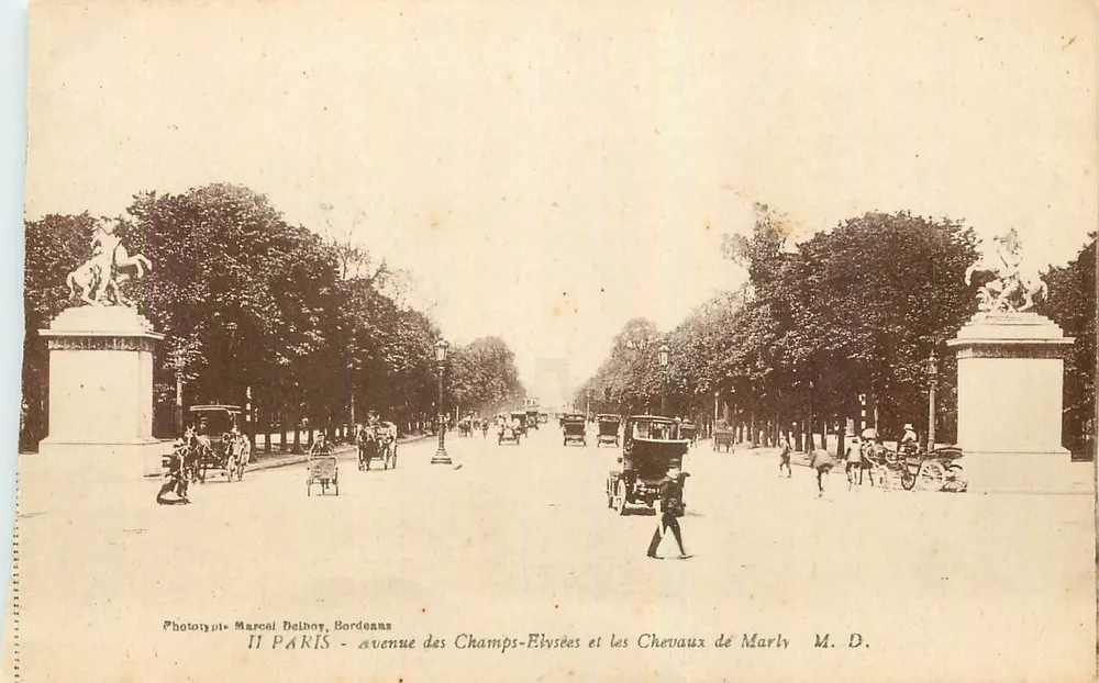 Avenue des Champs-Élysées und die Chevaux de Marly — Phototypie Marcel Delbouy, Bordeaux — M. D. - Vorderseite