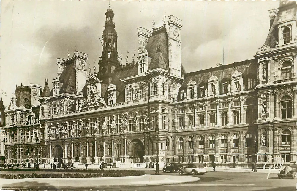 Hôtel de Ville de Paris — vue extérieure — Éditeurs d'Art Guy, série 383 - Recto