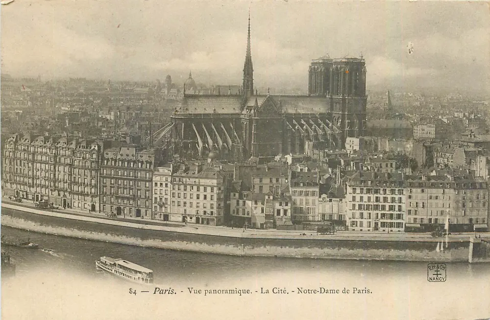 Paris — Vue panoramique — La Cité — Notre-Dame de Paris — Éditeur NANCY - Recto
