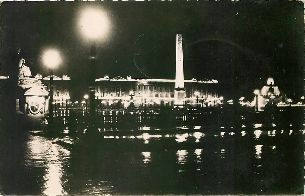 Paris à Noite — A Praça da Concórdia — Éditions Gladiynt - Frente
