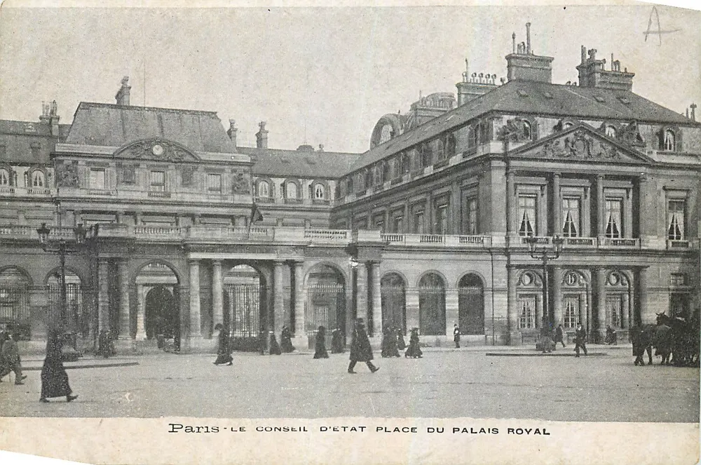 Paris — Le Conseil d'État, place du Palais Royal — éditeur non identifié, n° de série non visible - Recto