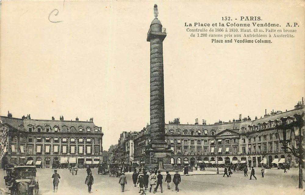 Paris — Place Vendôme et la Colonne Vendôme — A.P. n°132 - Recto