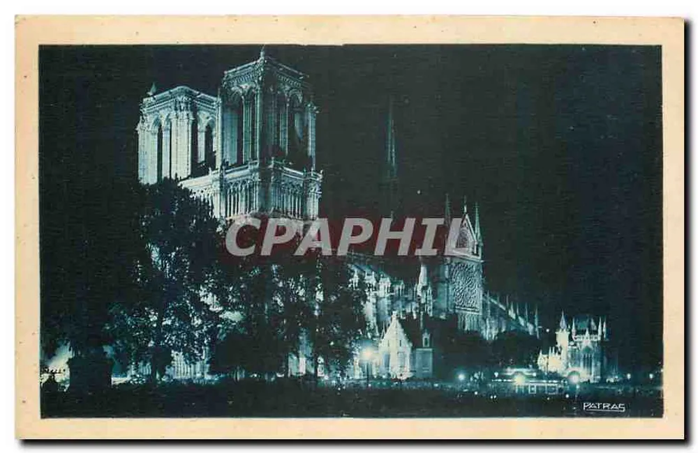 Notre-Dame de Paris — Iluminações da catedral — Patras - Frente