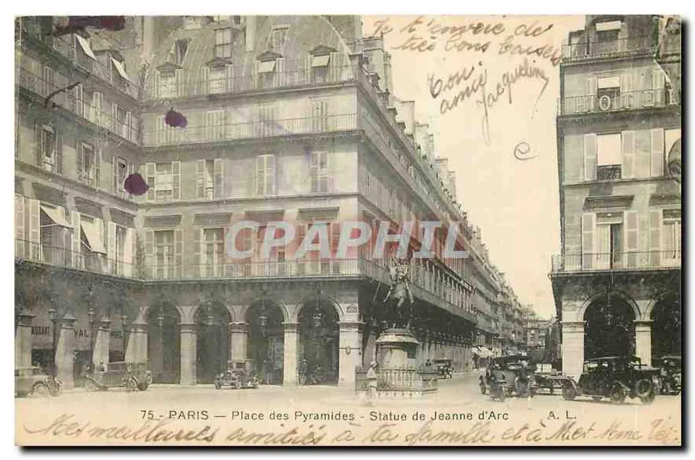PARIS — Praça das Pirâmides — Estátua de Joana d'Arc — A. L. - Frente