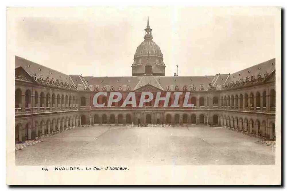 Invalides — A Cour d'Honneur — Edição do Museu dos Invalides - Frente